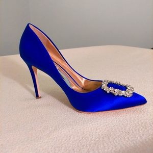 Badgley Mischka pump never worn Royal Blue size 7.5